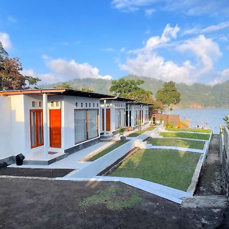 Batur Holiday Kubupenlokan Εξωτερικό φωτογραφία